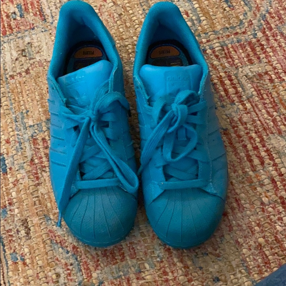 Turquoise Adidas Sneaker